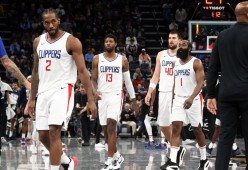 老鹰陷入低谷，哈登连败，引发争议球队命运悬念！的简单介绍-半岛体育注册网址